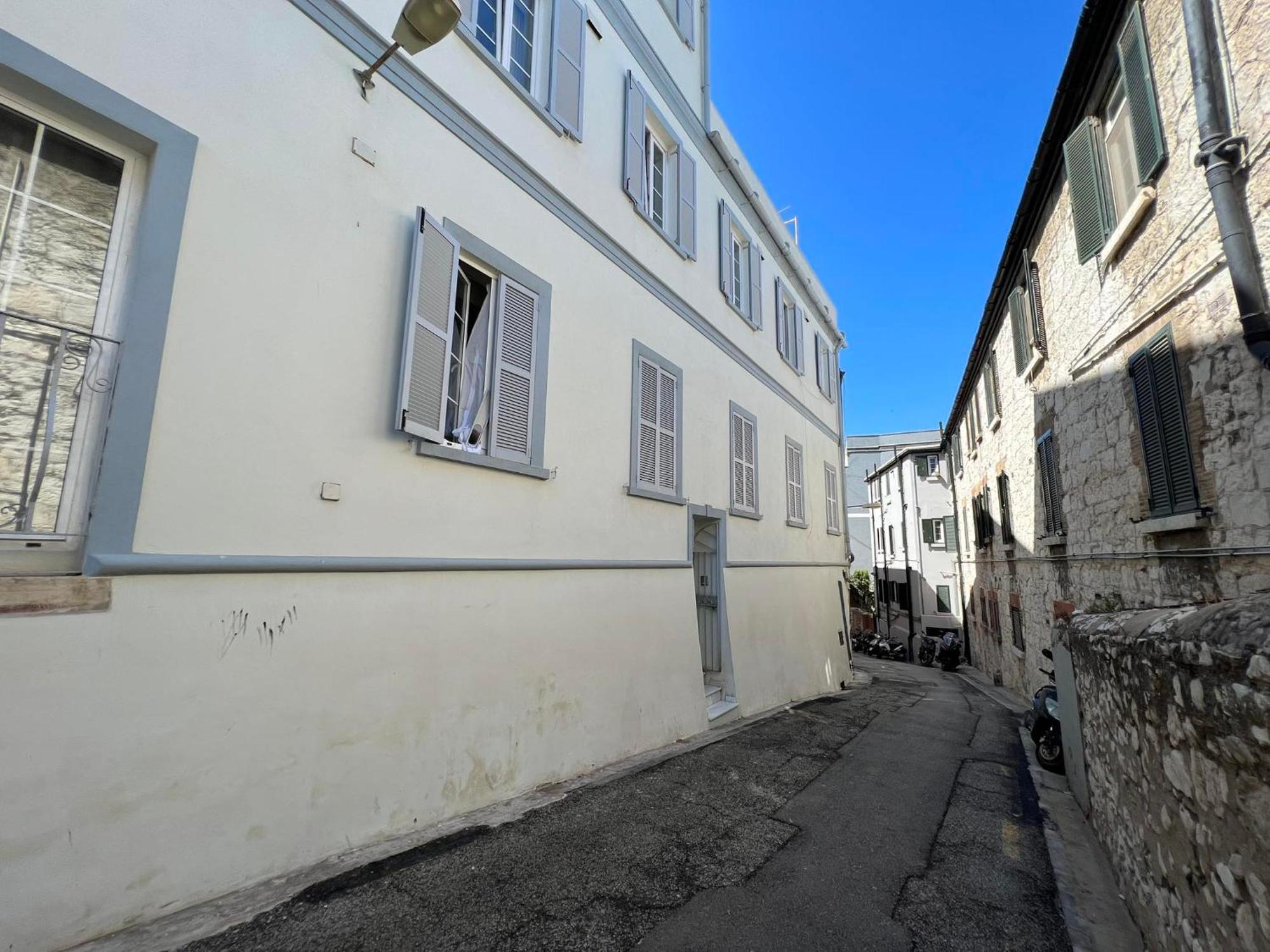 Budget-Friendly 1Br In The City Center Gibraltar Exterior photo